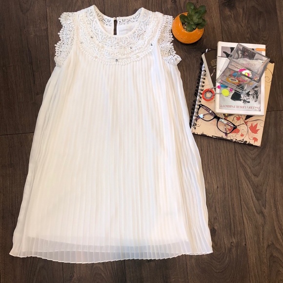 Speechless Women's Size 14 Top White Tunic Blouse Sleeveless NWOT - Picture 4 of 16